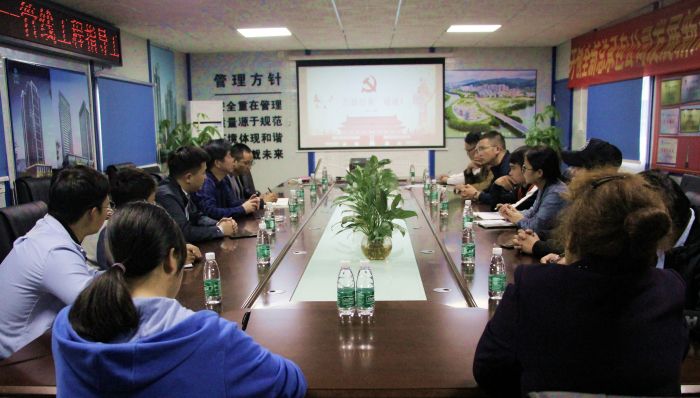 會(huì )議現場(chǎng)交流。王瑩攝影。1.jpg
