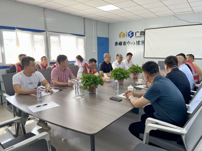 會(huì )議現場(chǎng)。關(guān)惠琳 攝（修圖）.jpg