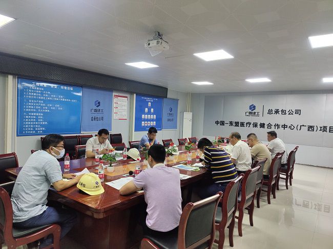 會(huì )議現場(chǎng)。盧文清 攝（修圖）.jpg