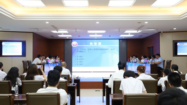 搶答環(huán)節。楊鈺 攝（修圖）.jpg